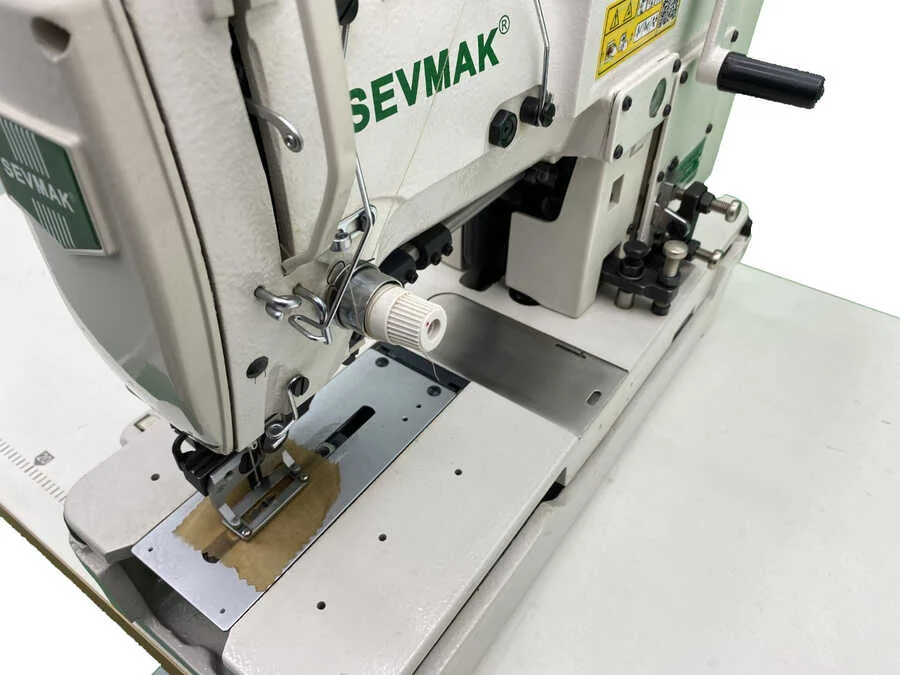 Sevmak SK-781D İlik Direct Drive + Servo Motor (Gömlekçi Penye) — görsel 4