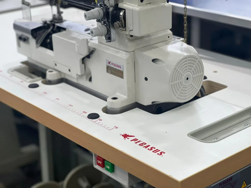 PEGASUS W500PC İkinci el Sağdan Bıçaklı Dantel Reçme Makinası — görsel 3